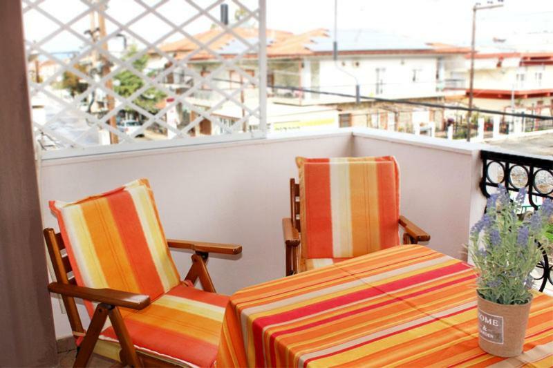 Souzana Rooms 1 Неа Плагия Екстериор снимка
