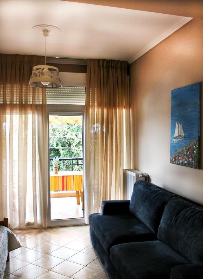 Souzana Rooms 1 Неа Плагия Екстериор снимка